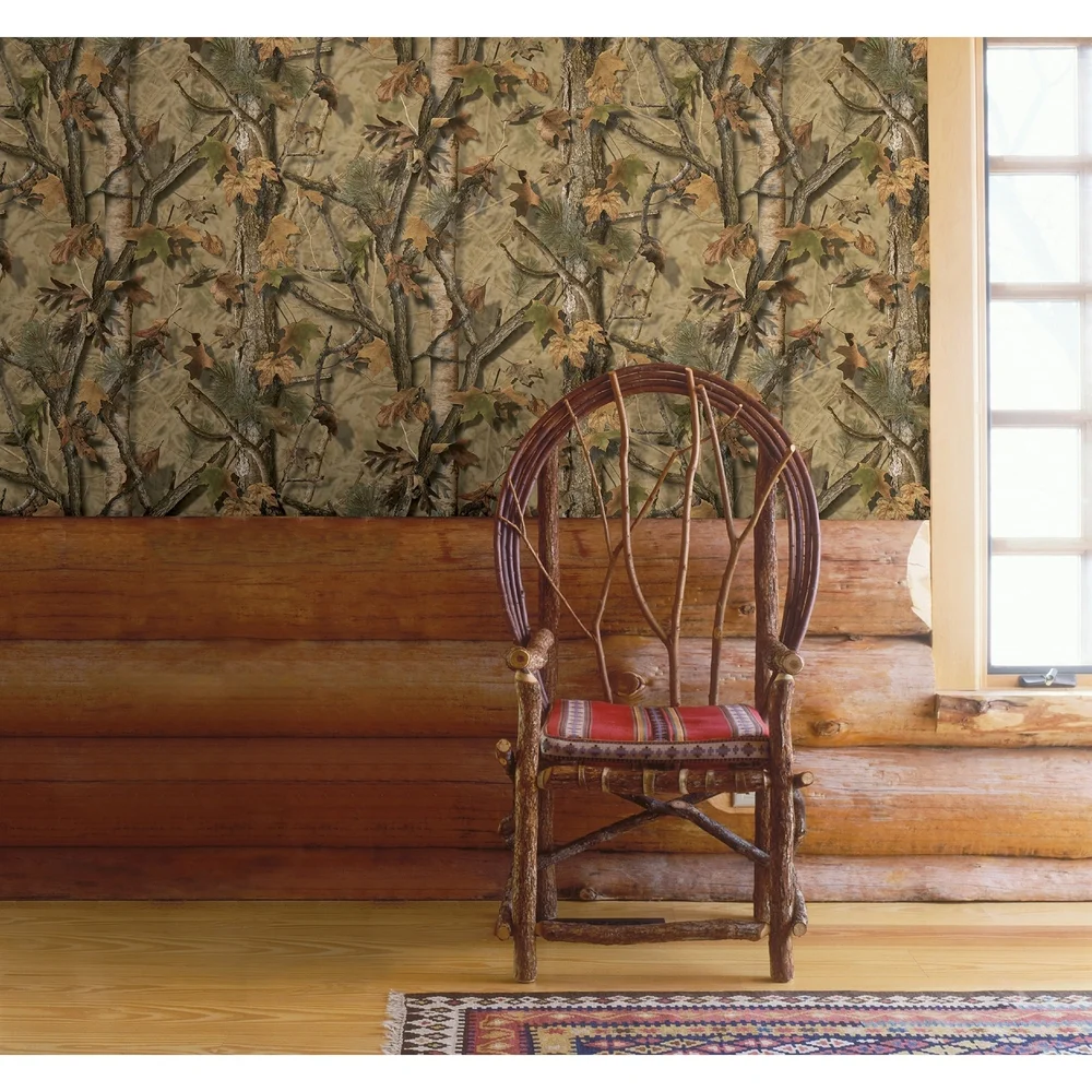 Nature-Inspired Wallpaper with Autumn Leaves